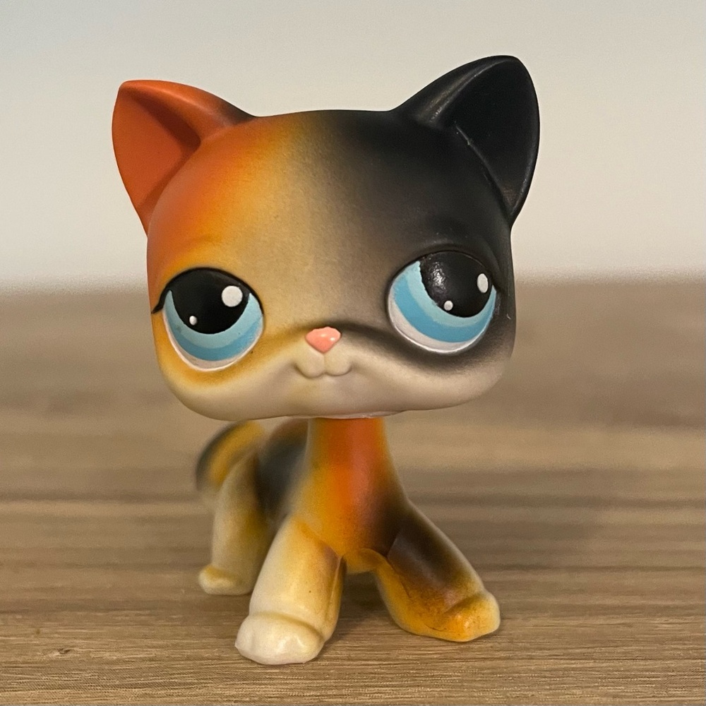 Littlest Pet Shop 2004 Calico Cat